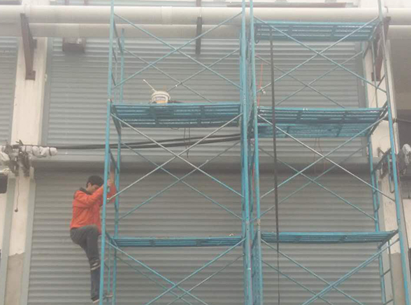 安裝防火卷簾門時(shí)需要了解的事項(xiàng) 防火卷簾門廠家